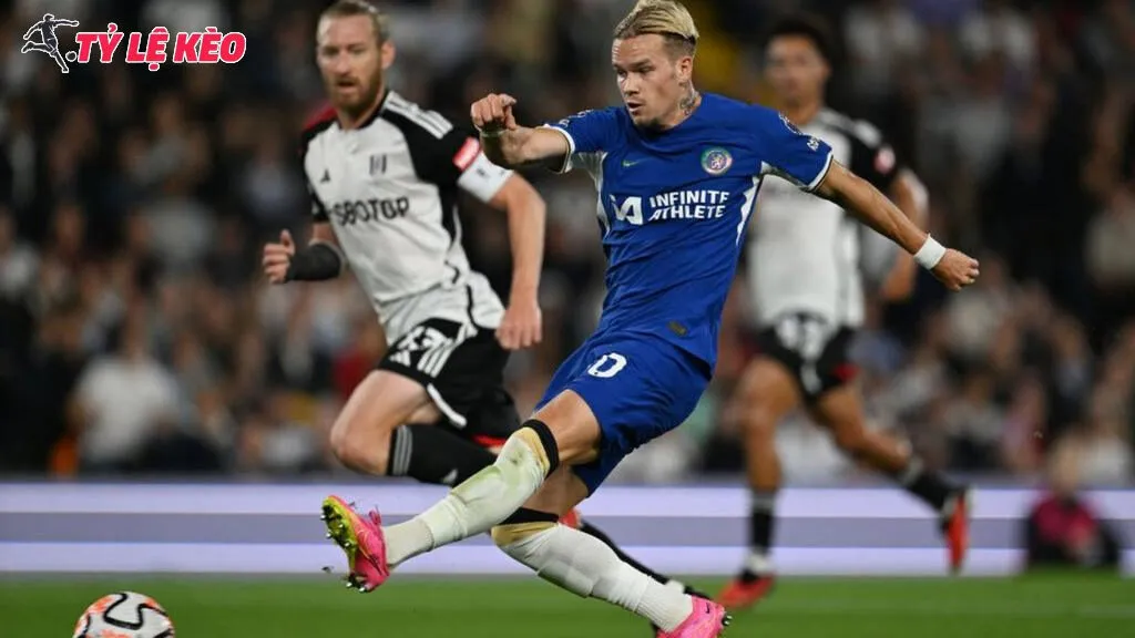 Chelsea được đánh giá cao hơn so với chủ nhà